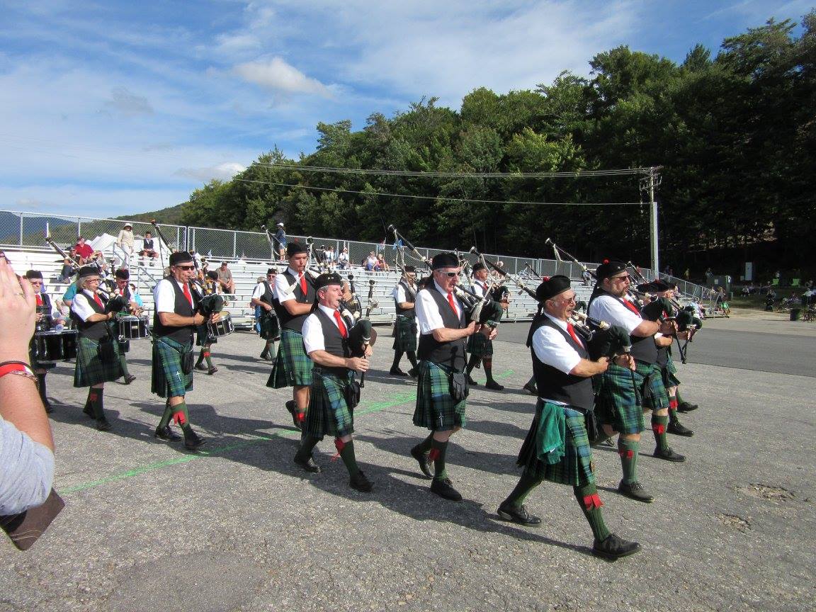 The stepping off for the final competition of 2016 at the Loon Mountain Highland games.